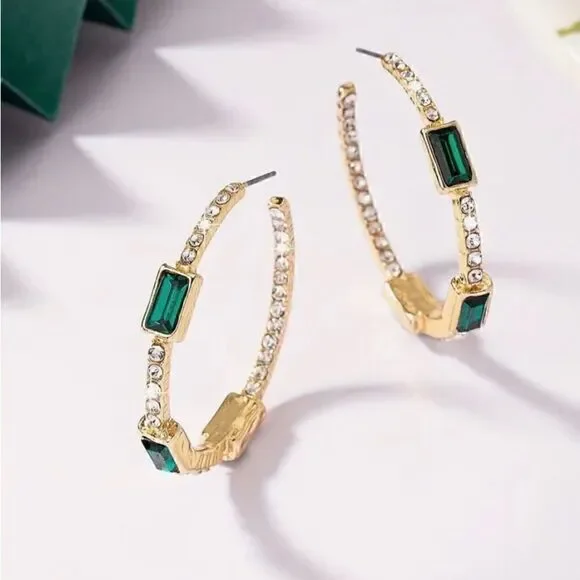 💚 NEW green rhinestone hoops with sparkling crystal accents 💚 - Picture 5 of 6